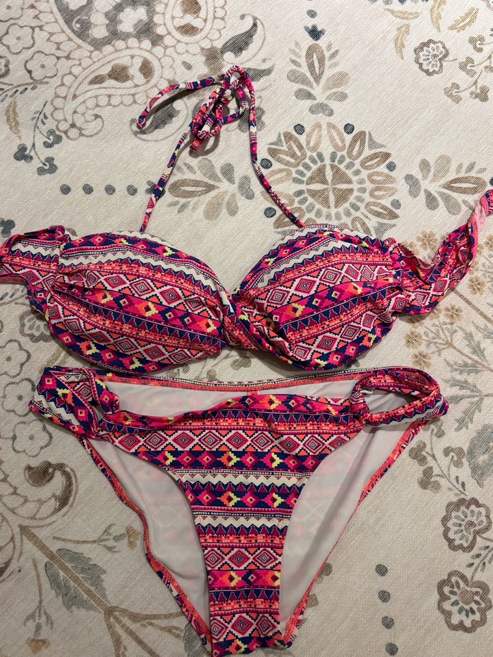 Ardene Women’s Push-Up Bikini set